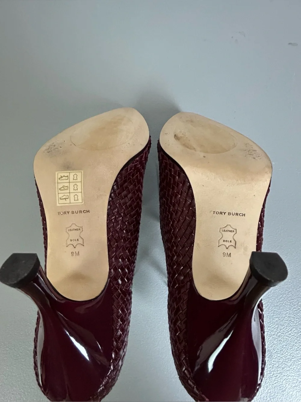 Tory Burch Women's Burgundy Woven Pointed-Toe Heels size 9M